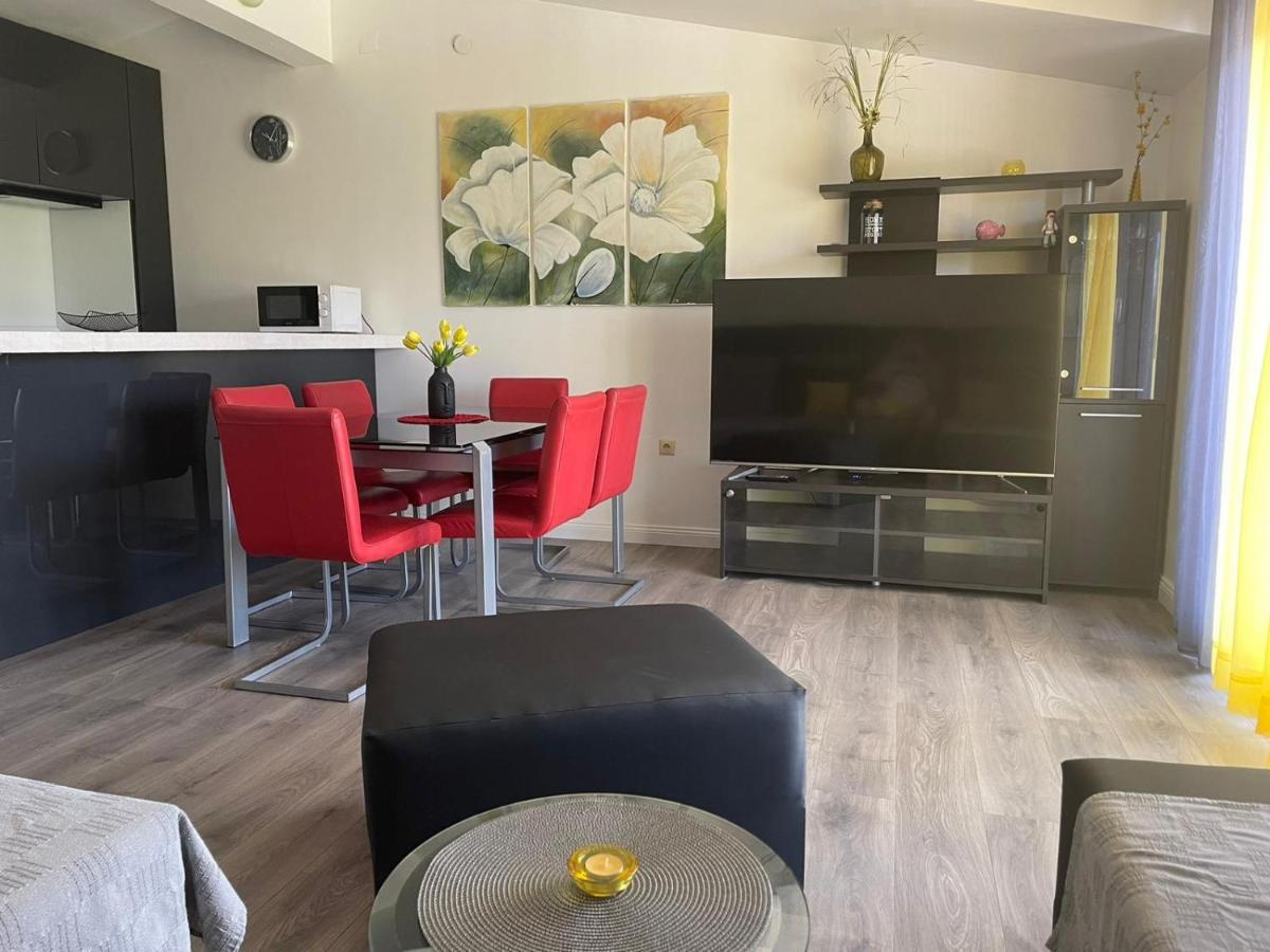 Sweet Apartment In Quiet Part Of Split Eksteriør billede